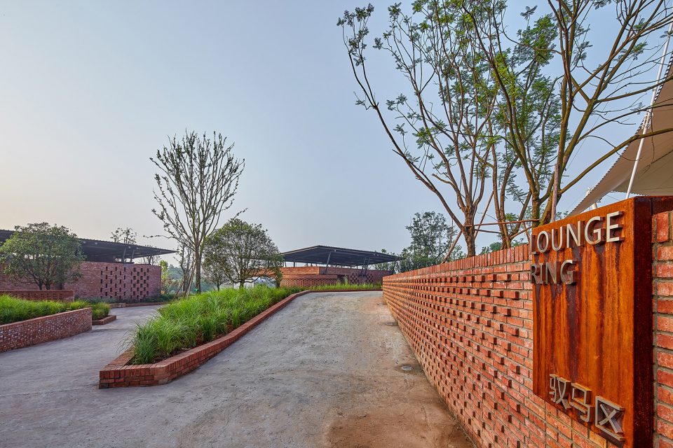 Brick Stables – Chengdu Luxelakes Eco city