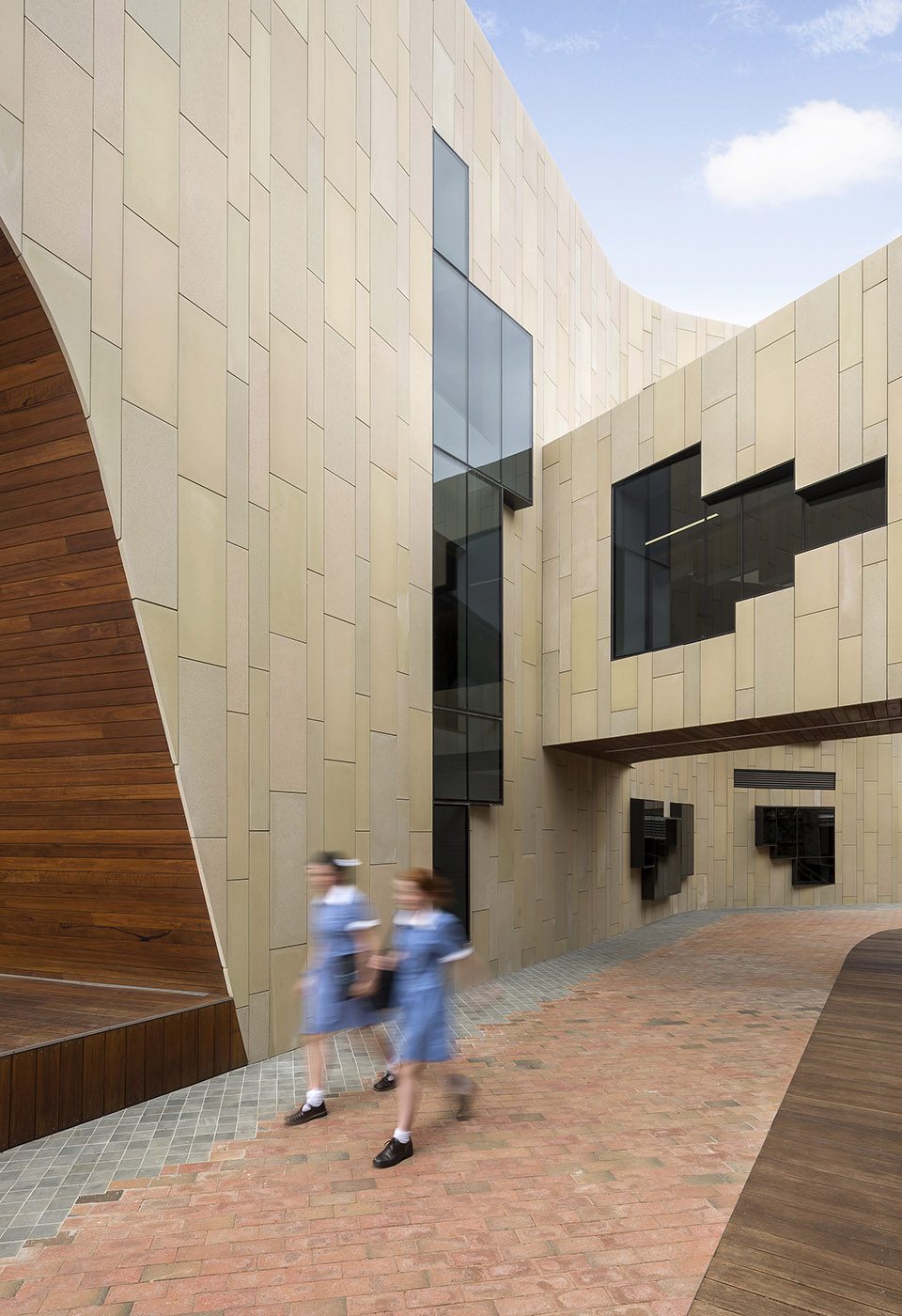 Ruyton Girls School Margaret McRae Centre by Woods Bagot