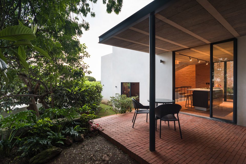 Tello House By PRODUCTORA