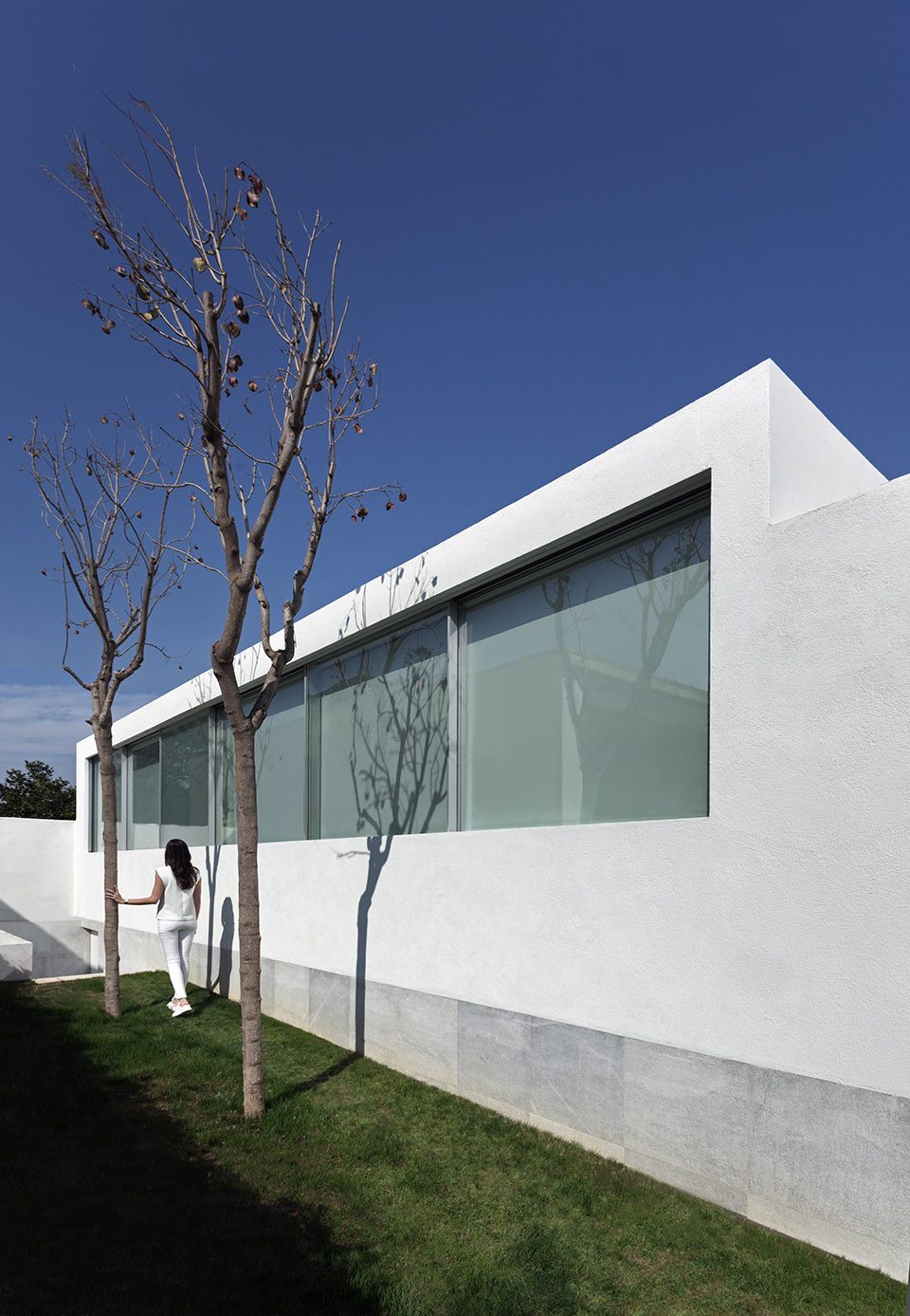 Breeze House By Fran Silvestre Arquitectos