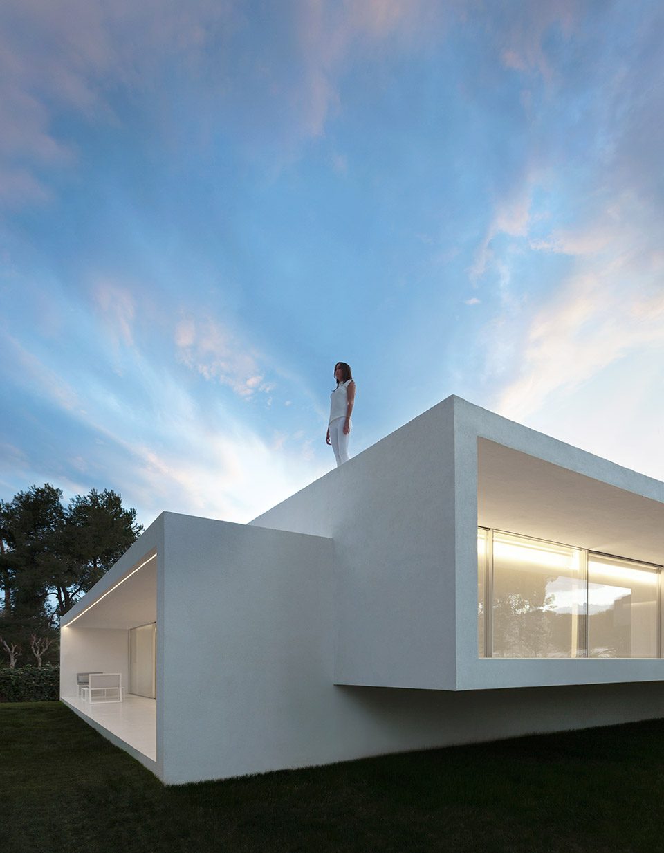 Breeze House By Fran Silvestre Arquitectos
