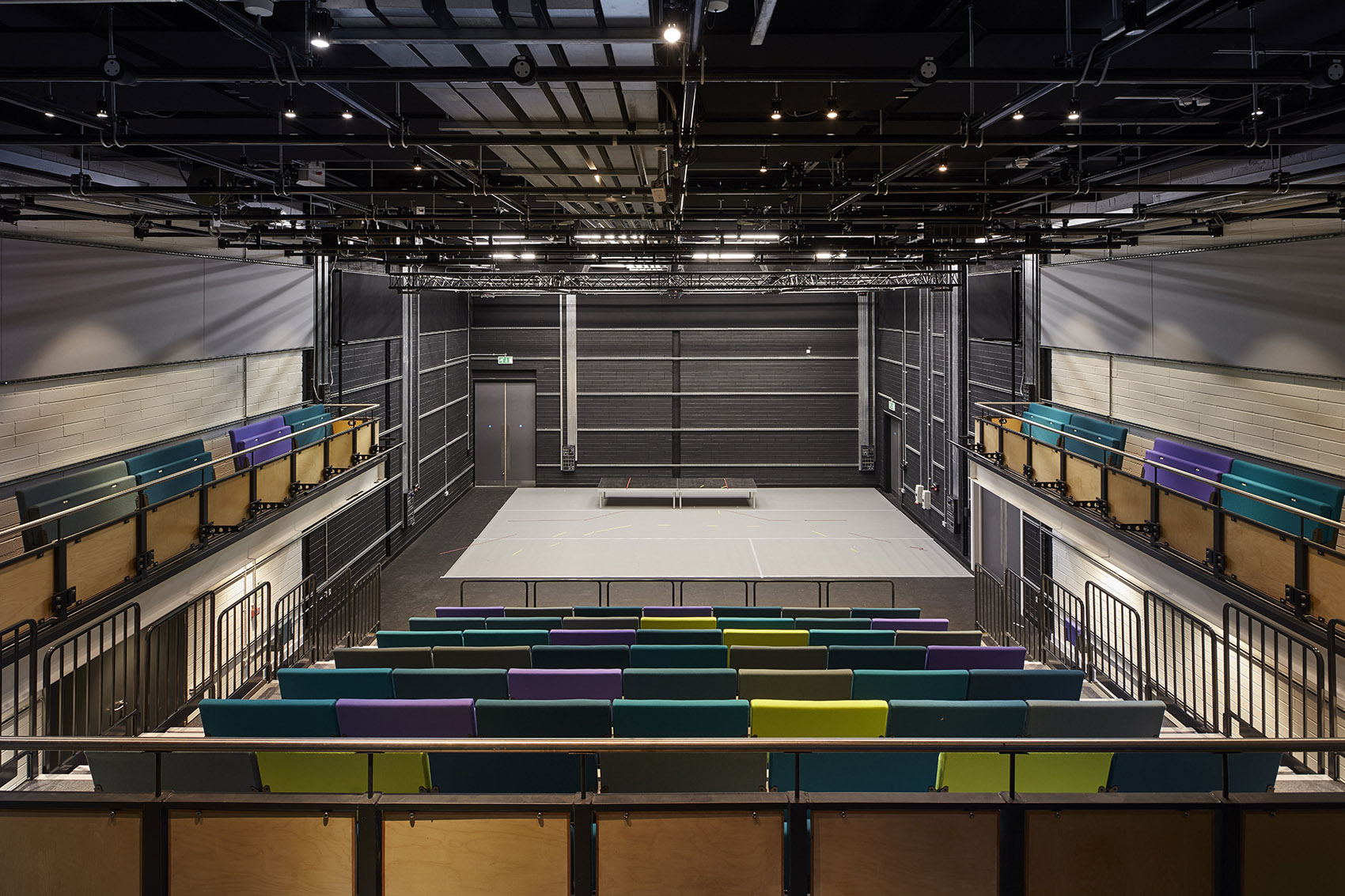 Southwark Town Hall + Theatre Peckham By Jestico + Whiles 谷德设计网