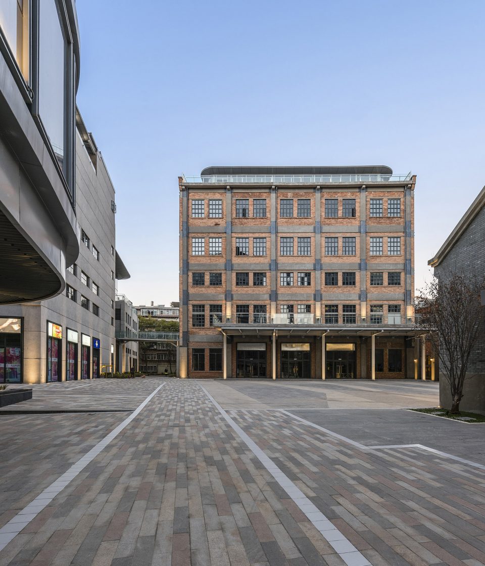 Renovation of a Former Rubber Factory in Kunming