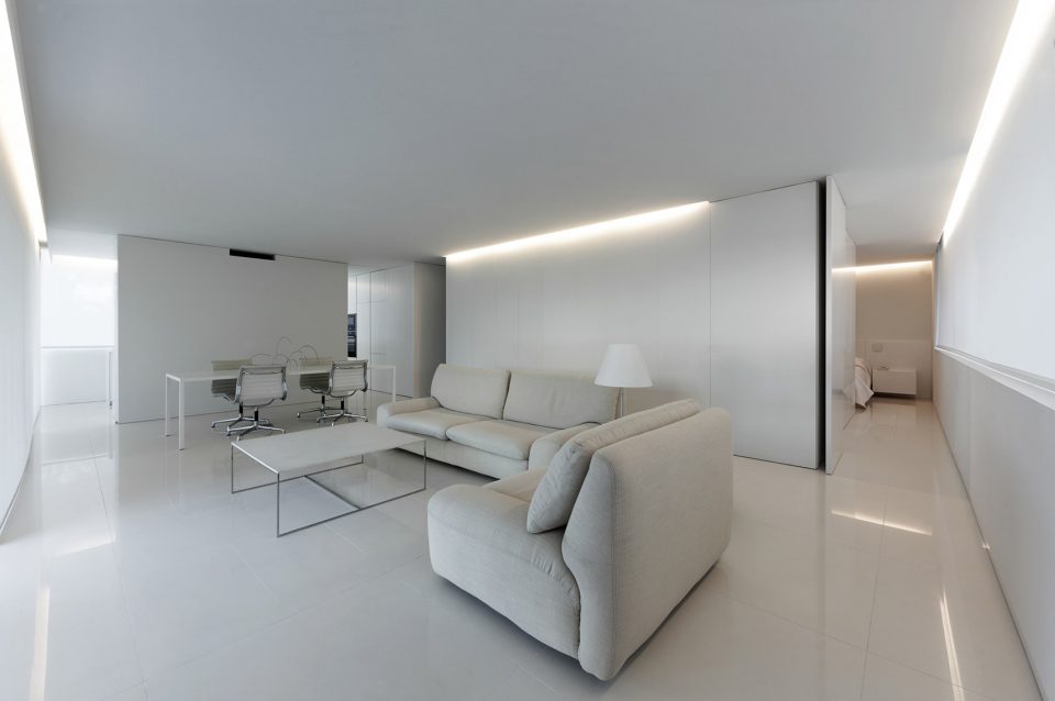 Breeze House By Fran Silvestre Arquitectos