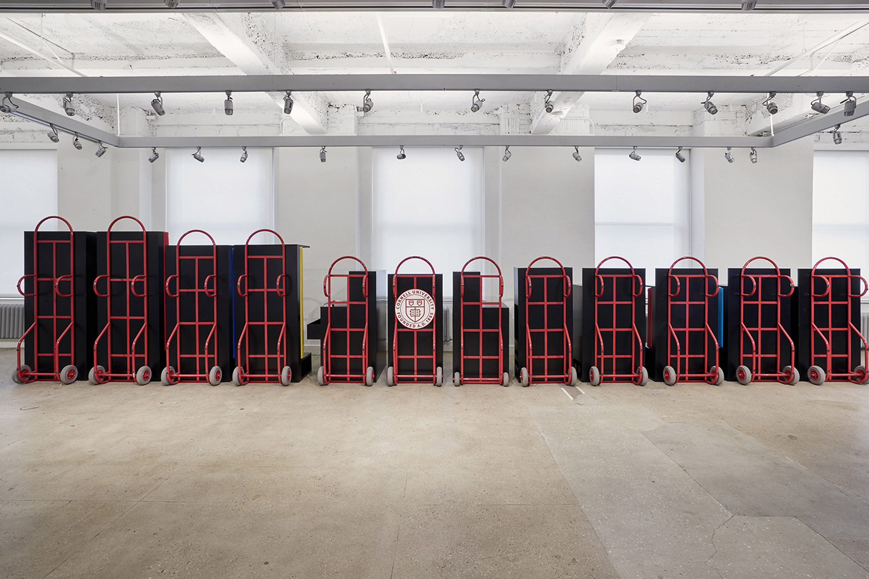 Pull furniture series By Lim + Lu 谷德设计网