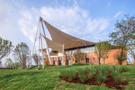 Brick Stables – Chengdu Luxelakes Eco city