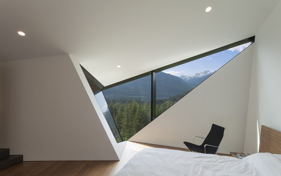 Headway House By Patkau Architects