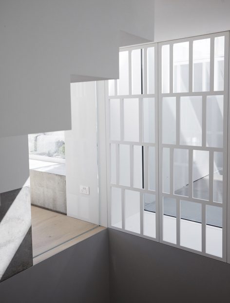 Closely House II,Australia By Madeleine Blanchfield Architects
