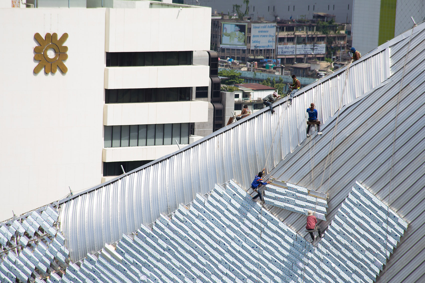 Al A Completes Central Embassy In Bangkok 谷德设计网