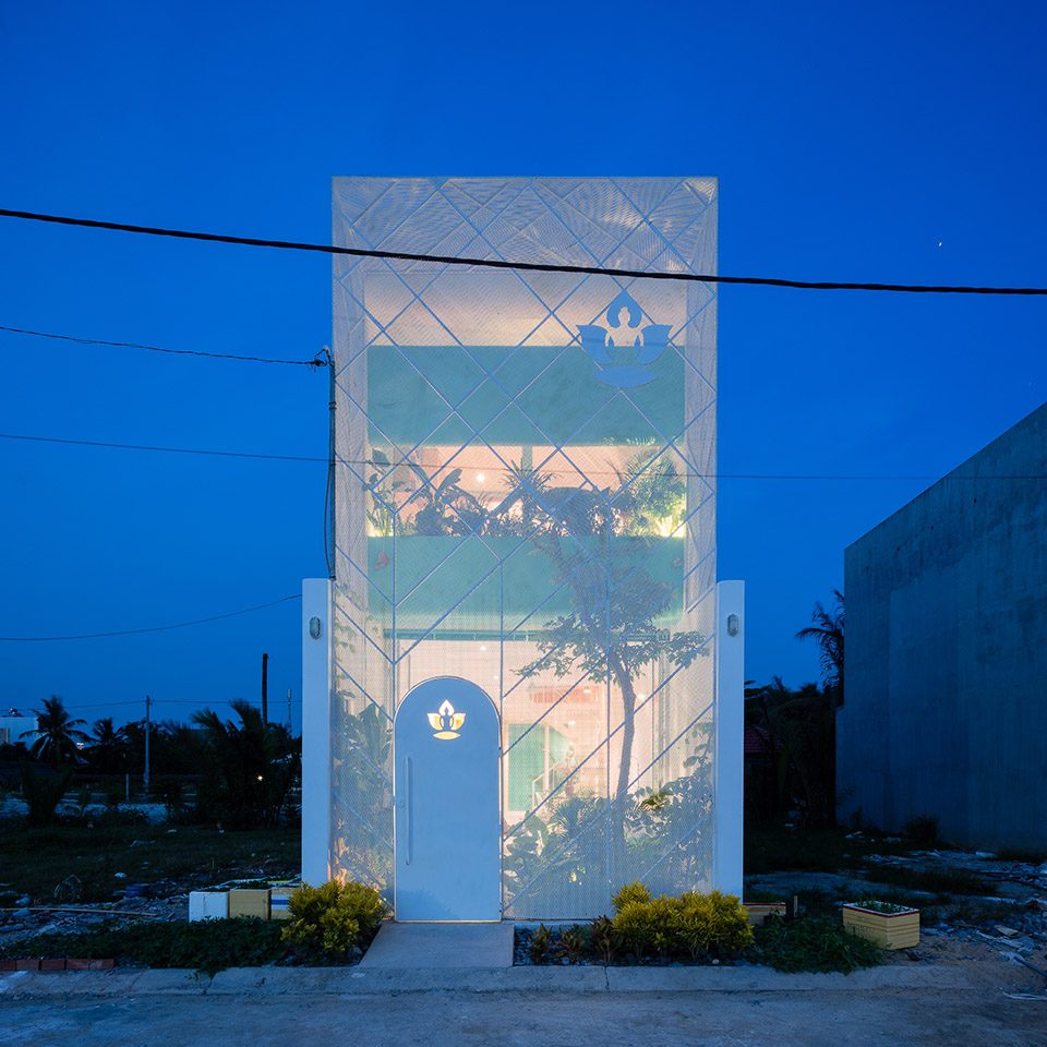 LESS house By H.a