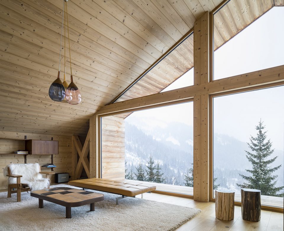 Mountain House By Studio Razavi Architecture