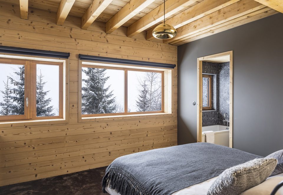 Mountain House By Studio Razavi Architecture