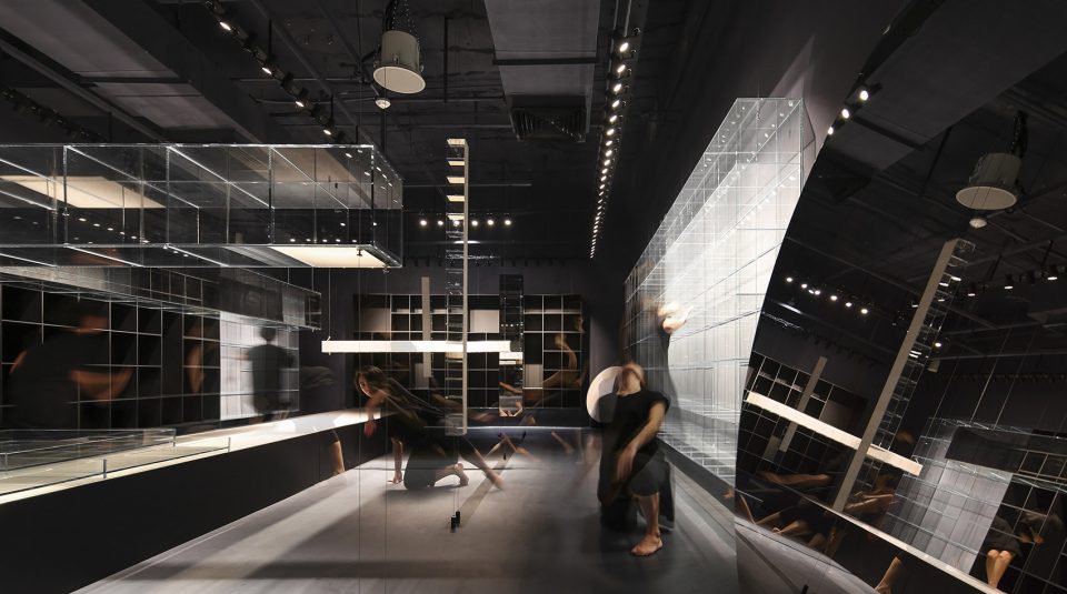 图17 ACC SHOP DOMANI