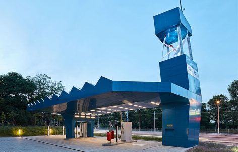 维也纳“能量塔”充电站 / göbl architektur