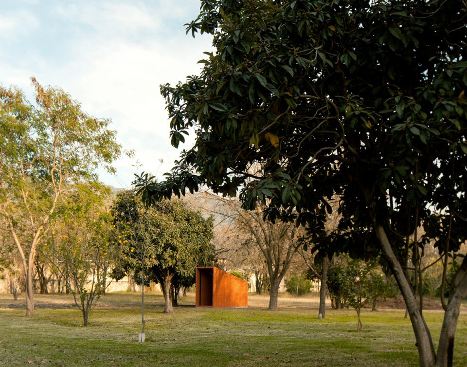 1200 Bricks Little Chapel By S AR