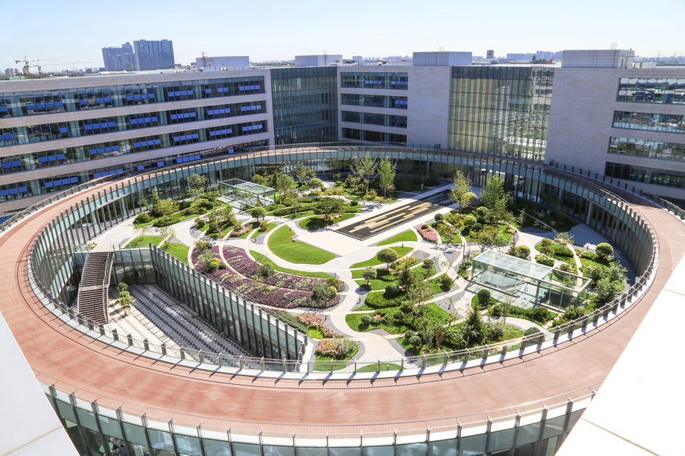 Central Gardenscape for Taikang Business School by Farmerson Architects 960x640 1