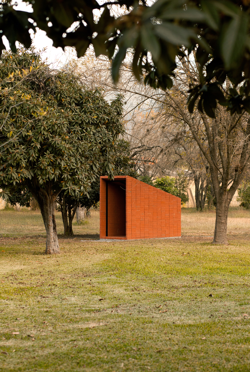 1200 Bricks Little Chapel By S AR 1 1
