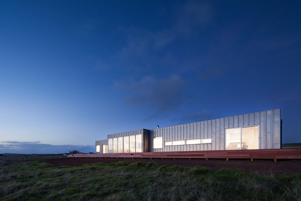 Project Phillip Island By Modscape