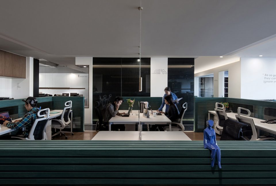 Space Design of Elephant Parade Office by CUN Design