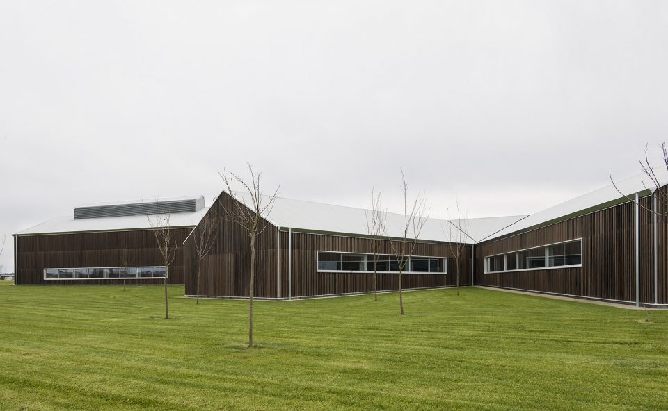 New Building For Norvento By Francisco Mangado
