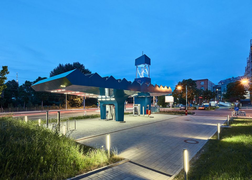 Tower of Power Charging Station by gobl architektur