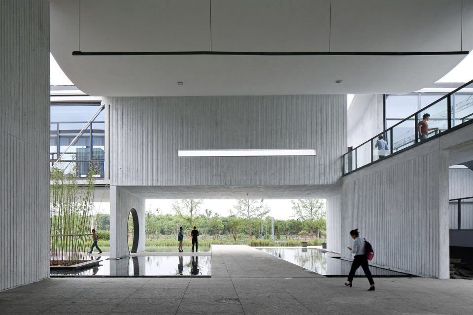 Dongyuan Qianxun community center by Scenic Architecture Office