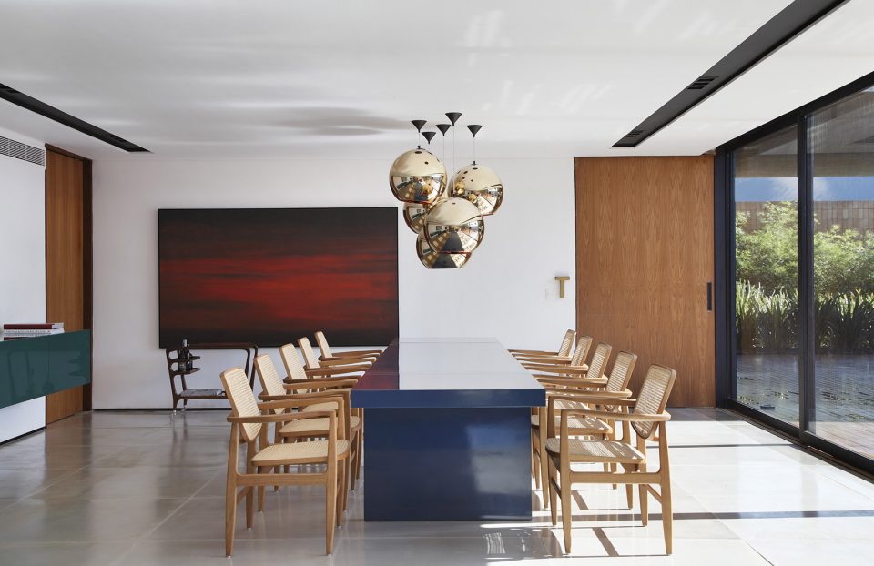 BT House By Studio Guilherme Torres