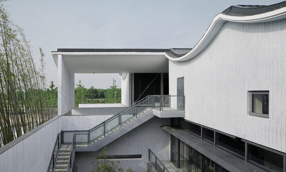 Dongyuan Qianxun community center by Scenic Architecture Office