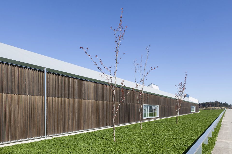 New Building For Norvento By Francisco Mangado