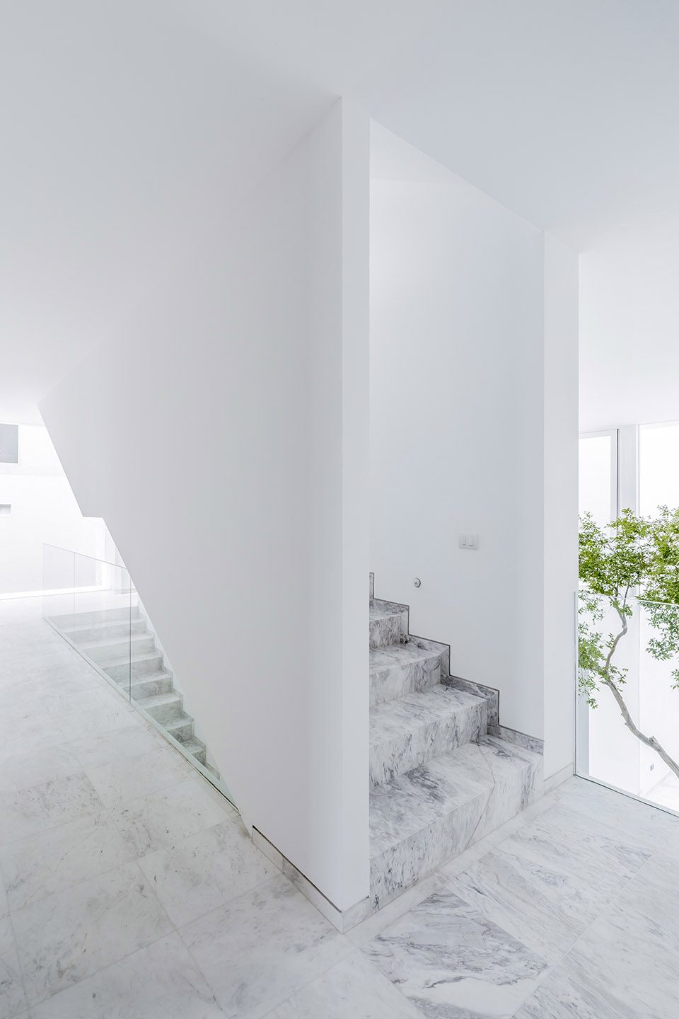 The Cave By Abraham Cota Paredes Arquitectos