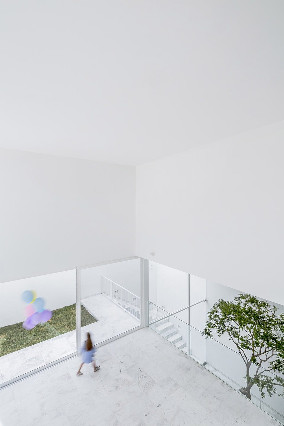 The Cave By Abraham Cota Paredes Arquitectos