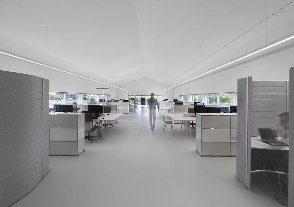 New Building For Norvento By Francisco Mangado