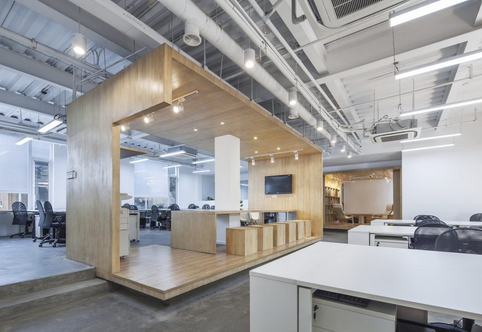 Renovation of Micron Architecture Office of WR Group 960x661