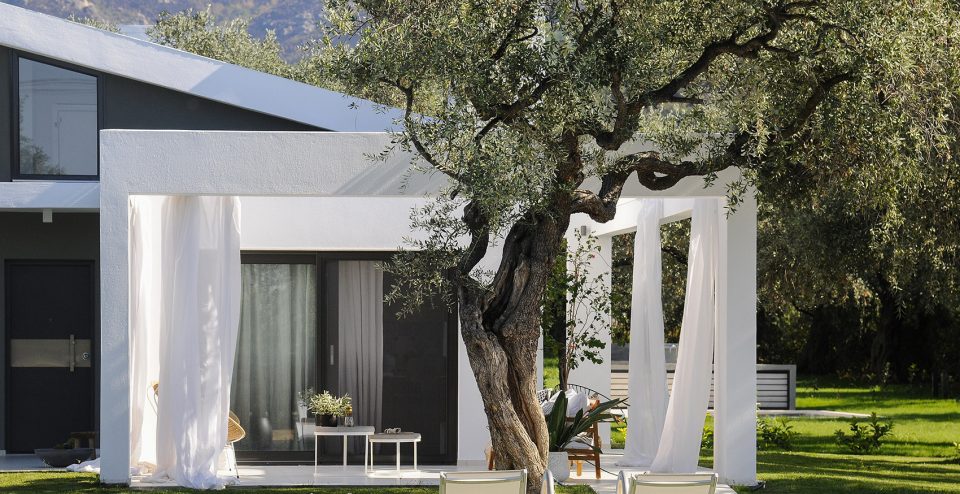 Olion Villa AA By Ark4lAbOfArchitecture
