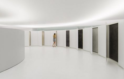 西班牙Petra石材展厅及工作室 / Fran Silvestre Arquitectos