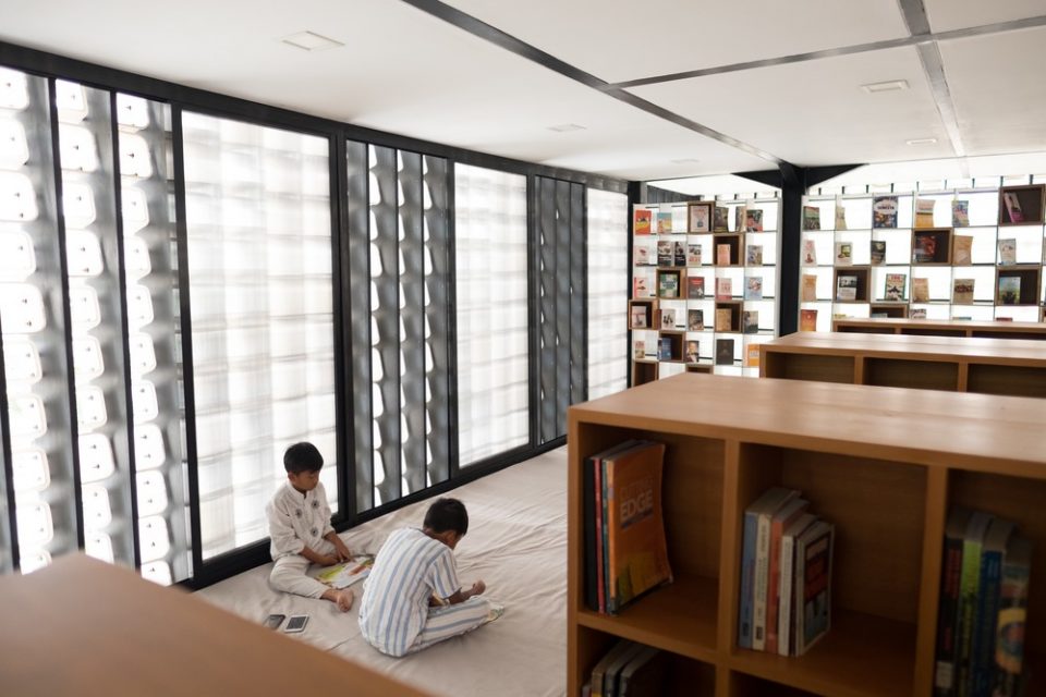 Microlibrary Bima by SHAU 012