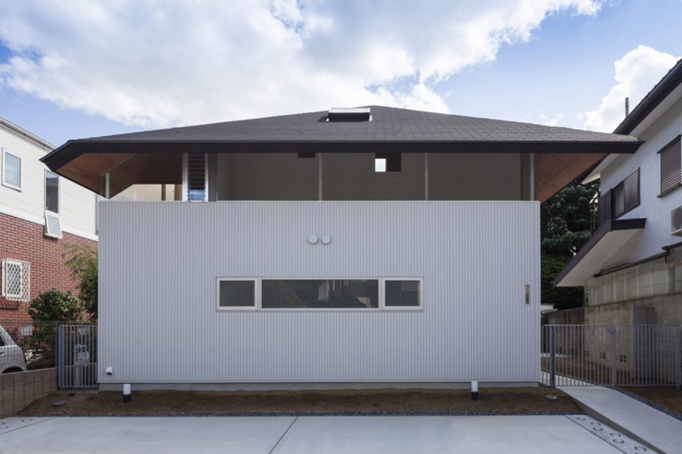 House in Hoshigaoka by Shogo ARATANI Architect Associates