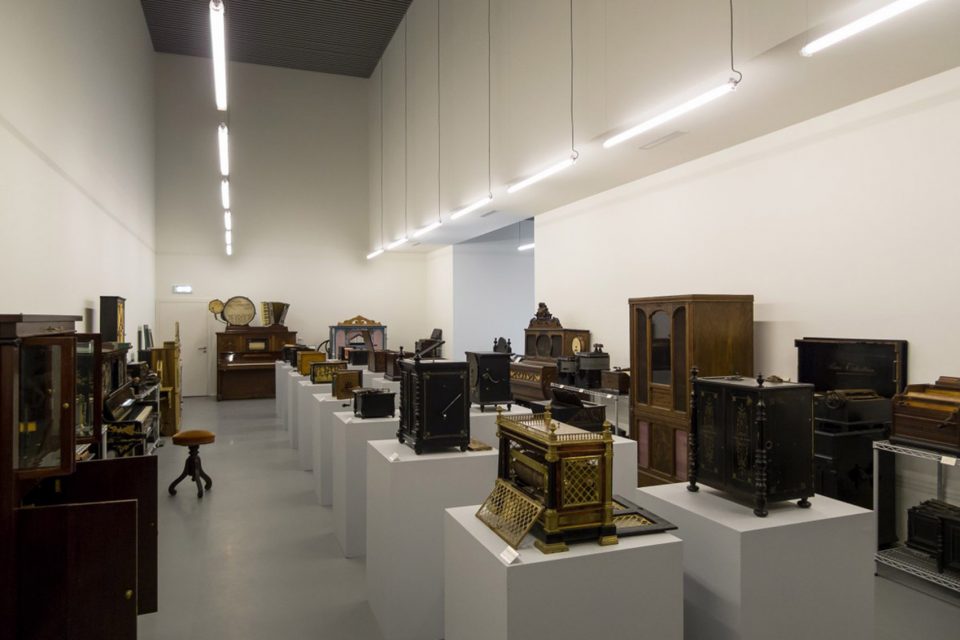 Museum of Mechanical Music by Miguel Marcelino