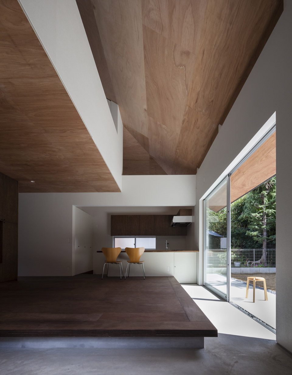 House in Hoshigaoka by Shogo ARATANI Architect Associates