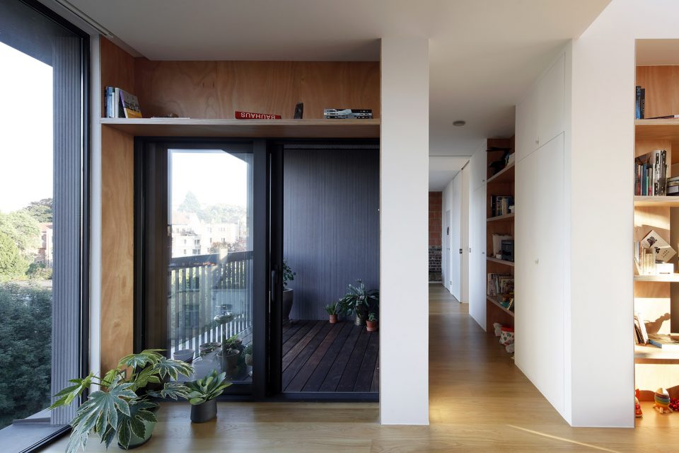 Lincoln Roof Extension in Brussels By Notan Office 1