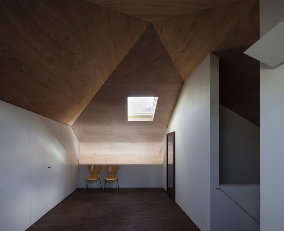 House in Hoshigaoka by Shogo ARATANI Architect Associates