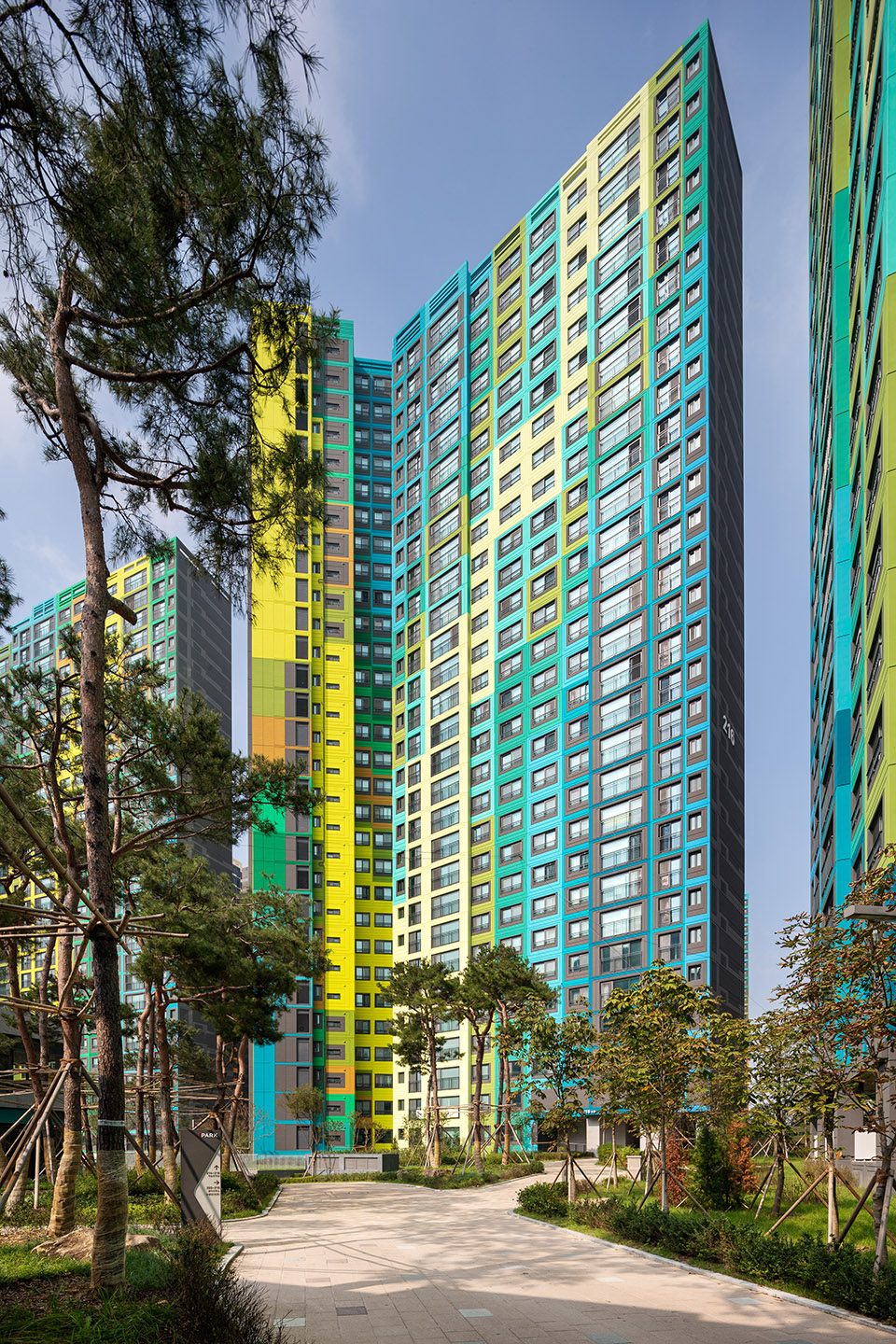 Daegu Wolbae IPARK by UNStudio
