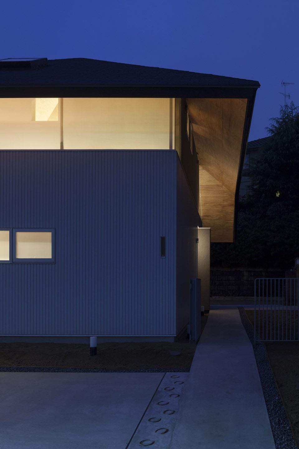 House in Hoshigaoka by Shogo ARATANI Architect Associates