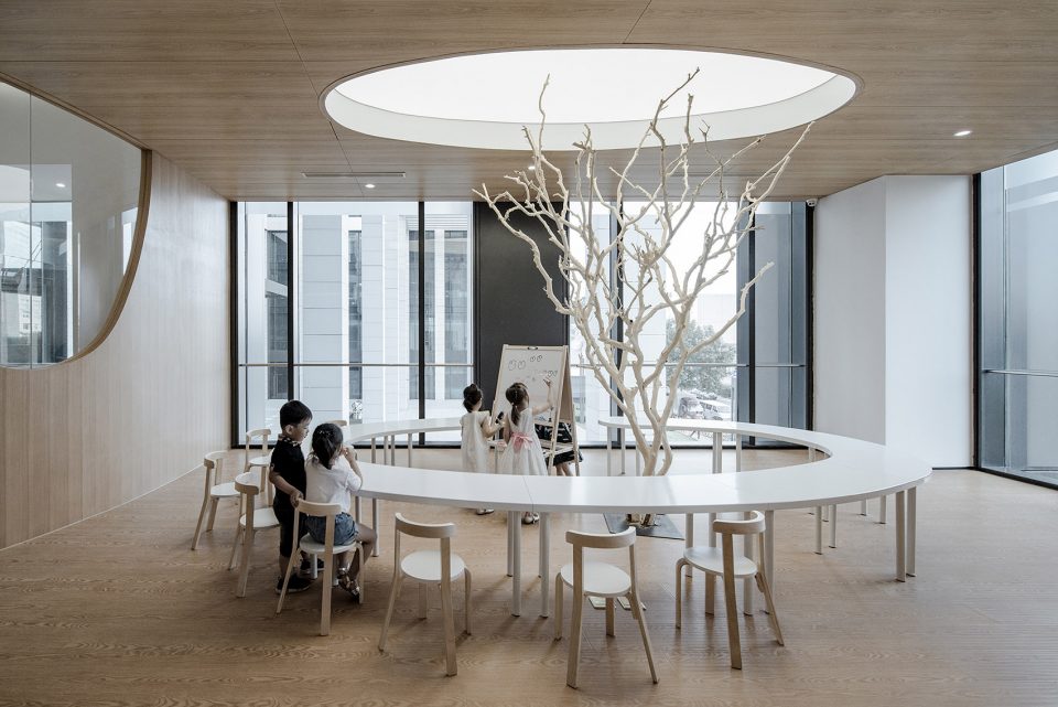 Poly WeDo Art Education Damei Branch by Arch Studio