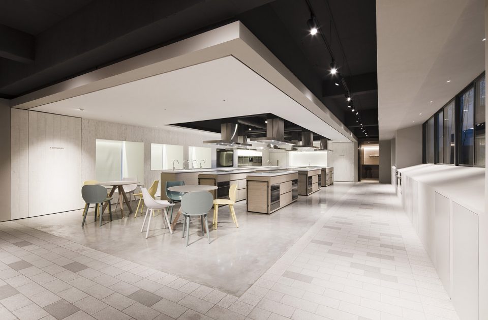 The Culinary Village Arda Showroom By LUKSTUDIO