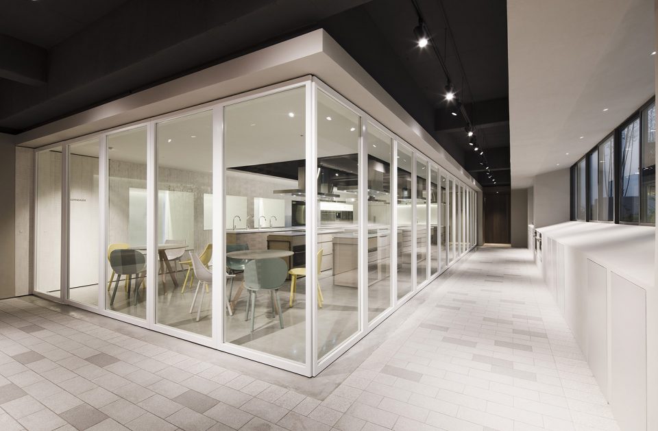 The Culinary Village Arda Showroom By LUKSTUDIO
