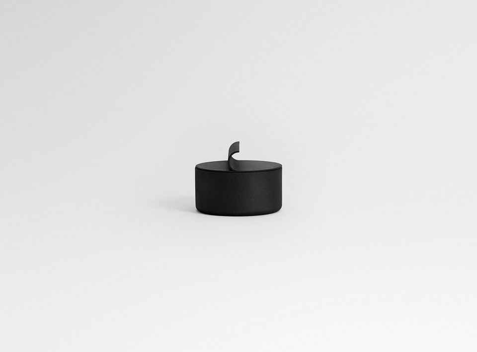 The ashtray By OTHR Philippe Malouin