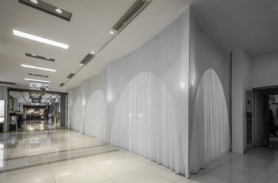 overall7 curtain lilinails archstudio