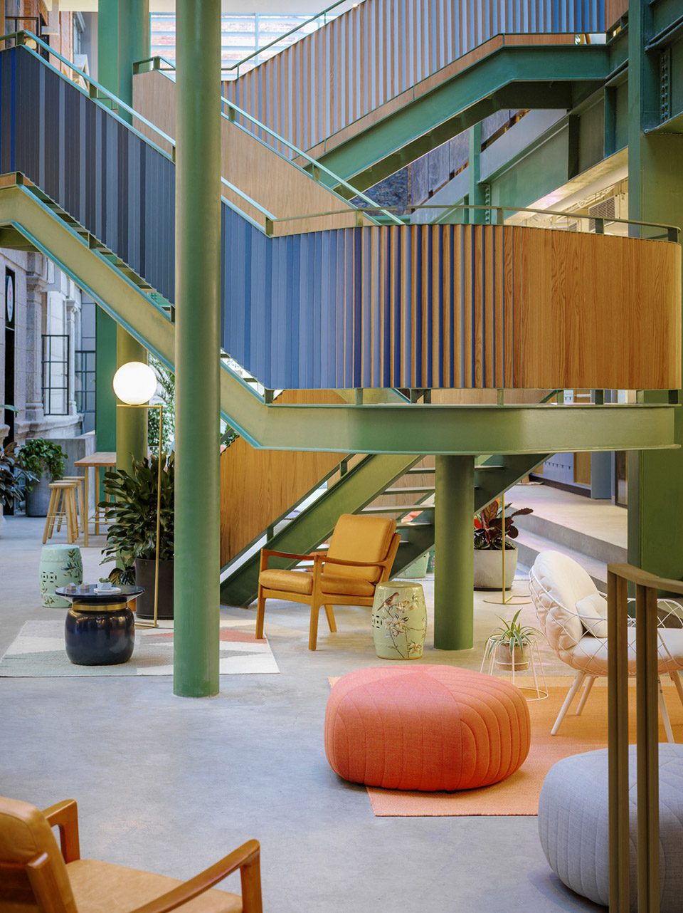 8. Linehouse WeWork Weihai Lu lo