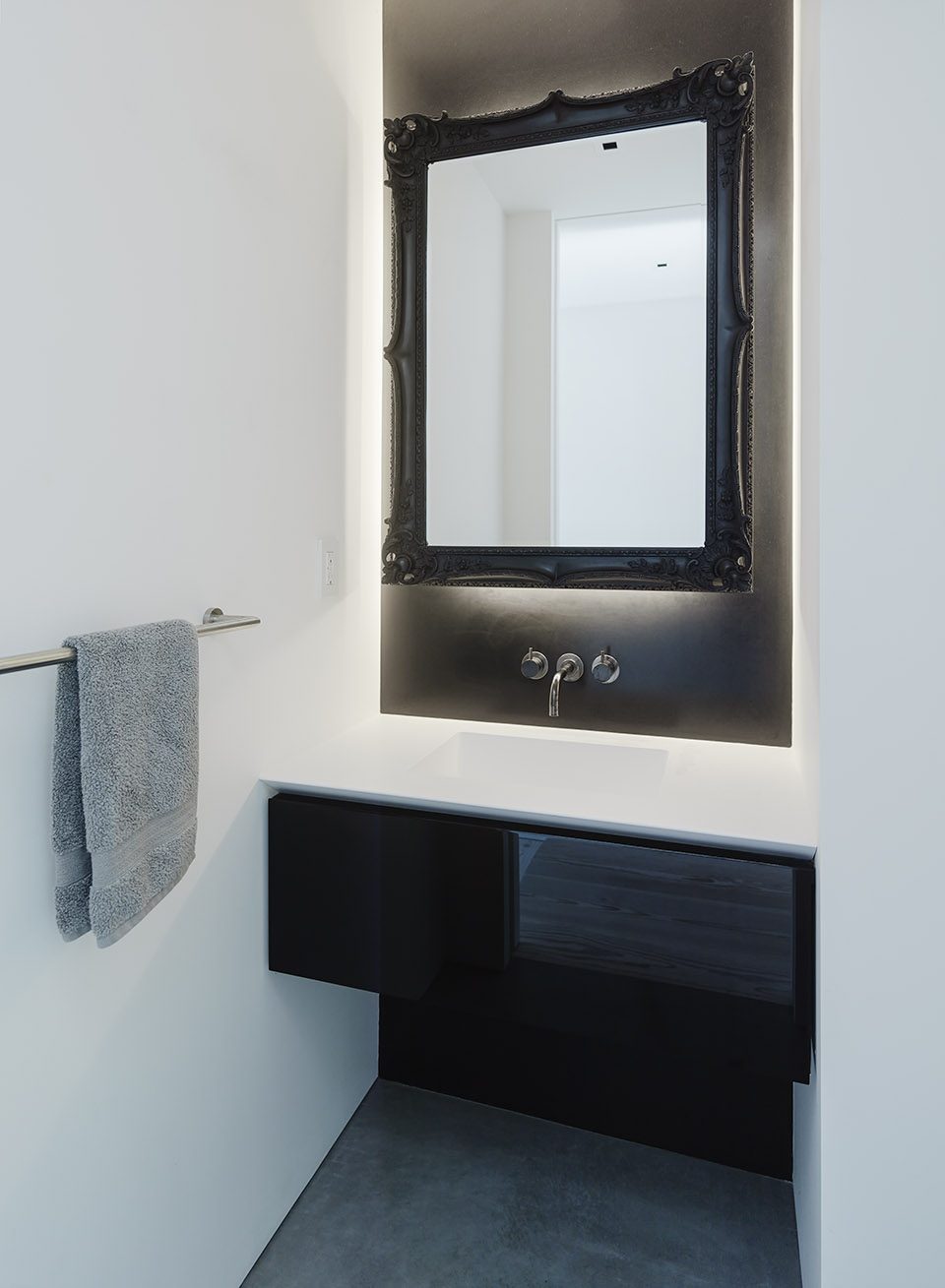 Remember House by Edmonds Lee Architects